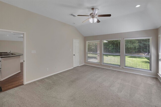 Foto del edificio - 3030 Hemingway Dr