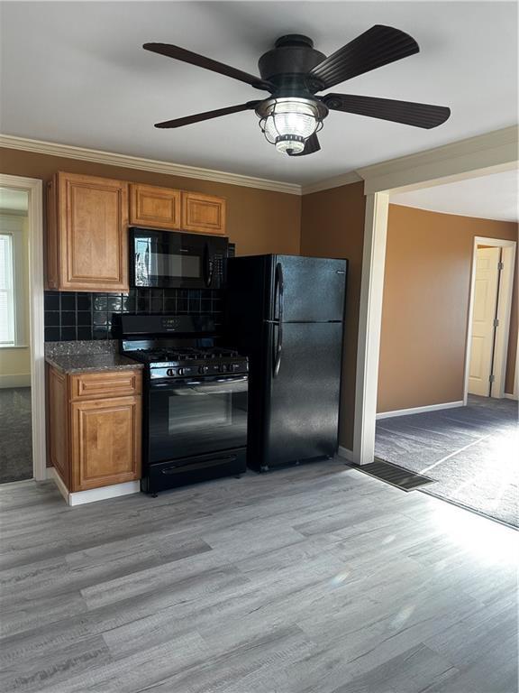 Foto del edificio - 398 Logee St