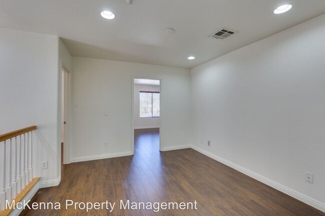 Building Photo - 4 br, 2.5 bath House - 2608 Wild Ambrosia Ave