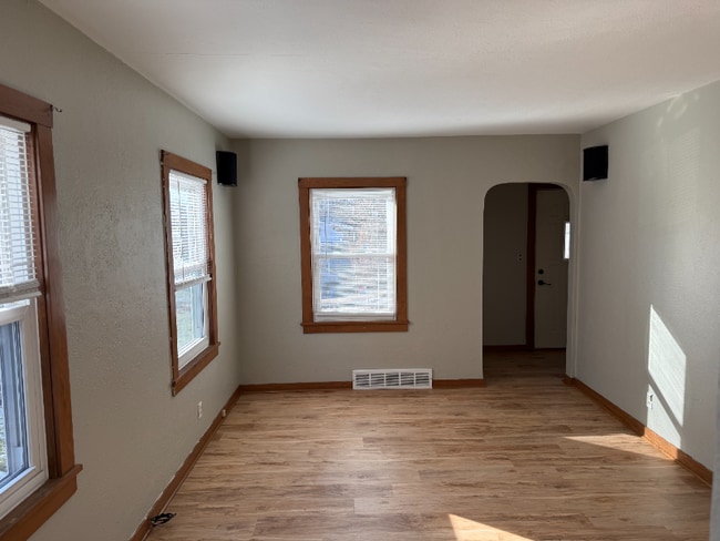 Building Photo - 1820 33rd St