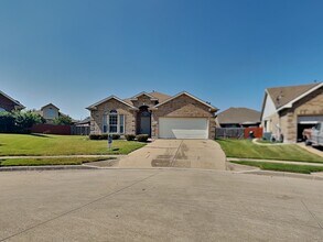 Building Photo - 9616 Flowering Spring tr