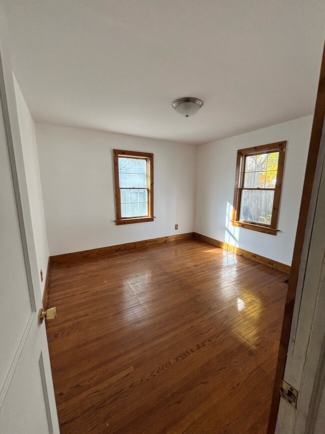 Building Photo - 2311 Lawndale Ave