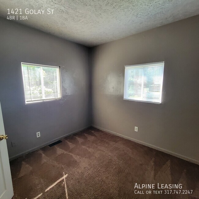 Foto del edificio - Affordable Southeast Home - 4 Bedroom!
