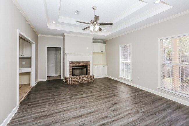 Building Photo - 139 Post Oak Dr