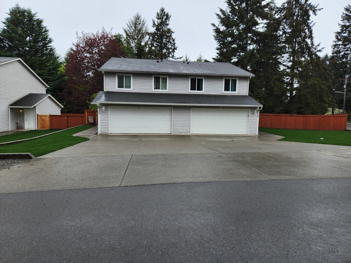 Foto principal - "Spacious 3-Bed Duplex Retreat in Tacoma: ...