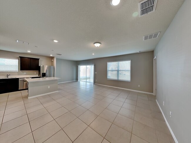 Foto del edificio - 1151 Sugarwood St