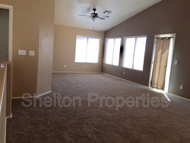 Foto del edificio - 14787 W Columbine Dr