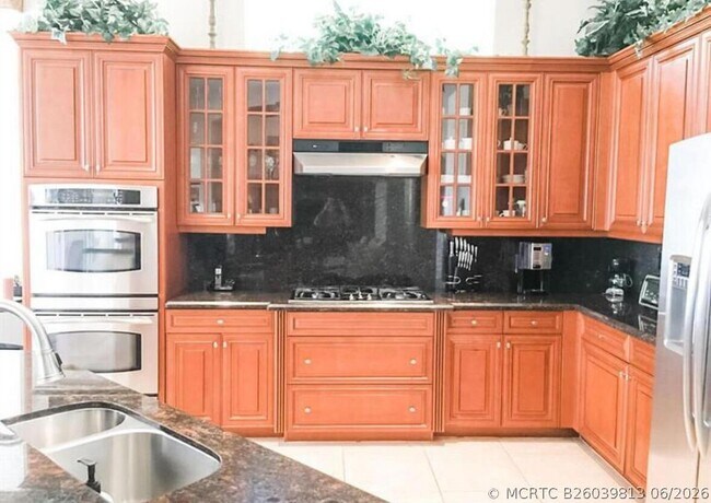 Building Photo - 117 Tranquilla Dr