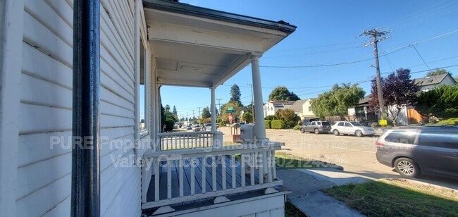 Foto del edificio - 304 Stanford Ave