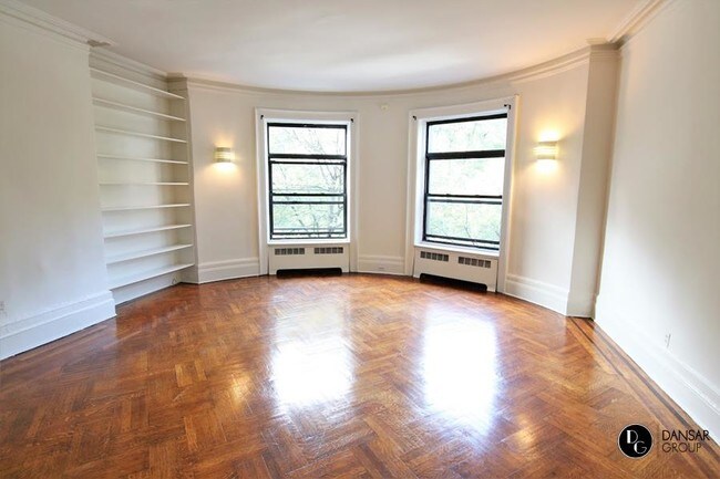 Foto del edificio - 84 Riverside Drive