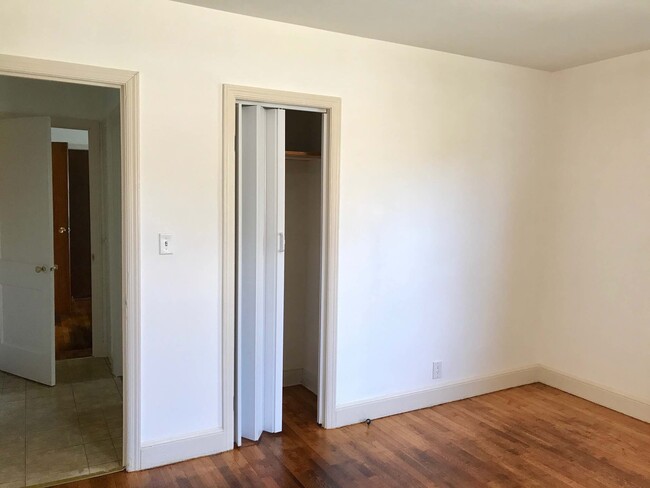 beedroom 2 - 344 Ellsworth St