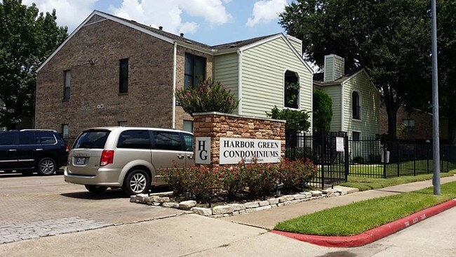 Foto del edificio - 6602 Harbor Town Dr