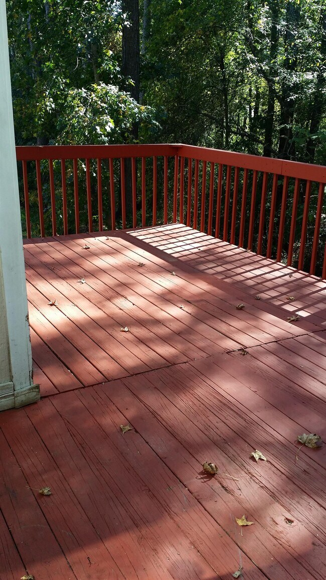 Foto del edificio - 5526 Downs Way