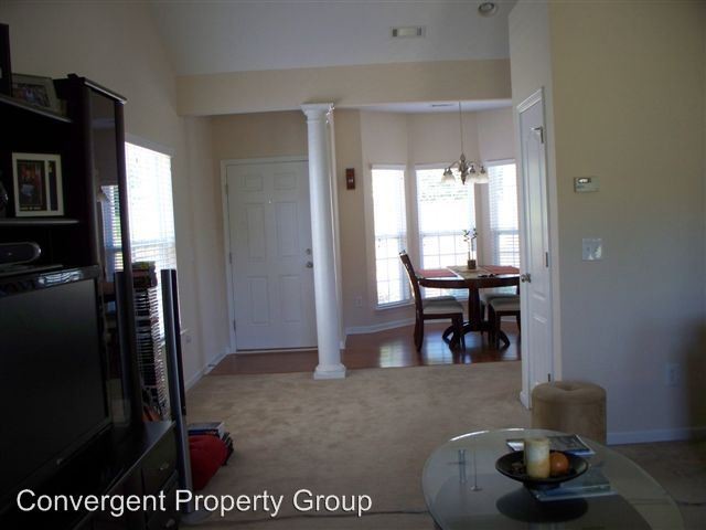Building Photo - 3 br, 2.5 bath House - 233 Dellwood Drive