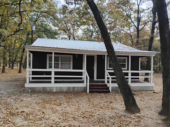 Foto del edificio - 111 Pueblo St