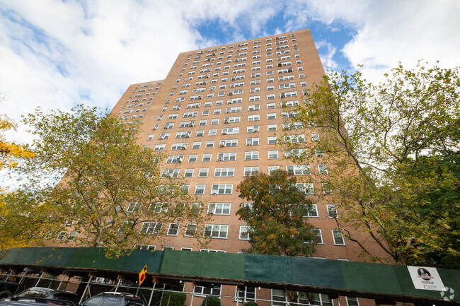 Foto del edificio - Inwood Terrace