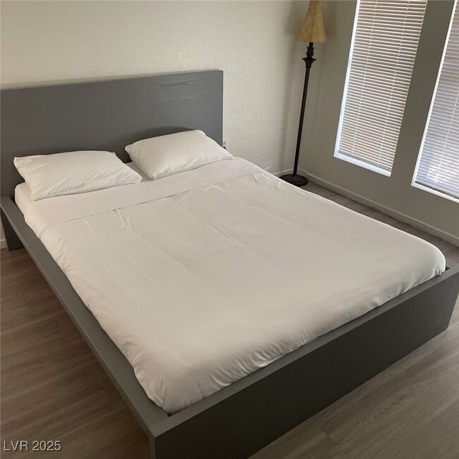 Foto del edificio - 4650 Koval Ln