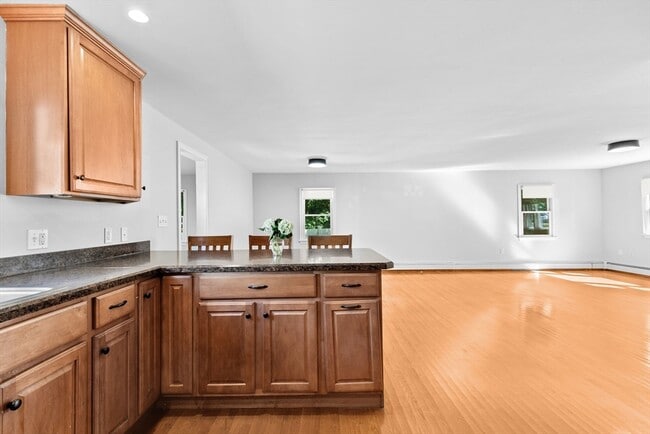 Building Photo - 22 Broad Oak Way