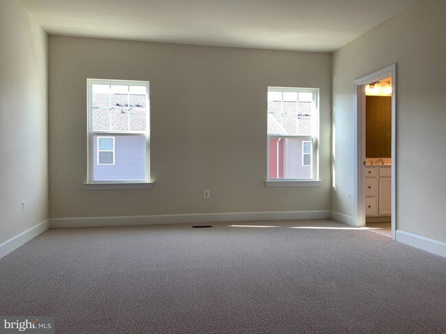 Building Photo - 10632 Hinton Way