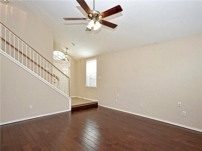 Foto del edificio - 11113 Crazy Well Dr