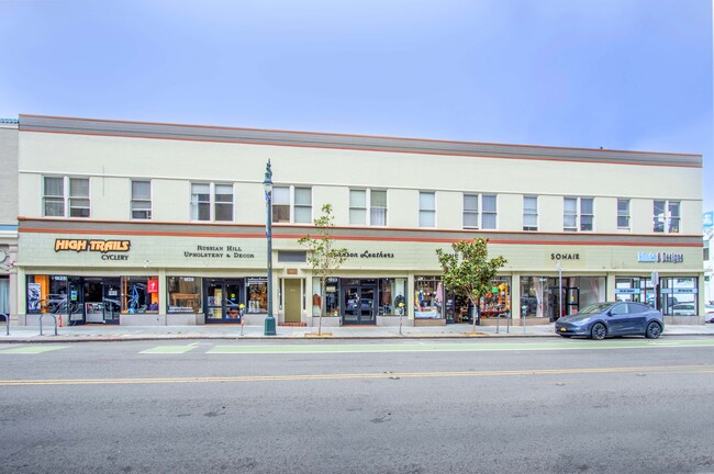 ground floor retail - Polk / Jackson Apartments