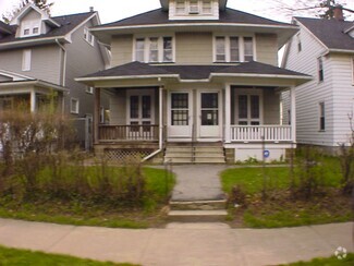 Building Photo - 69-71-71 Monica St