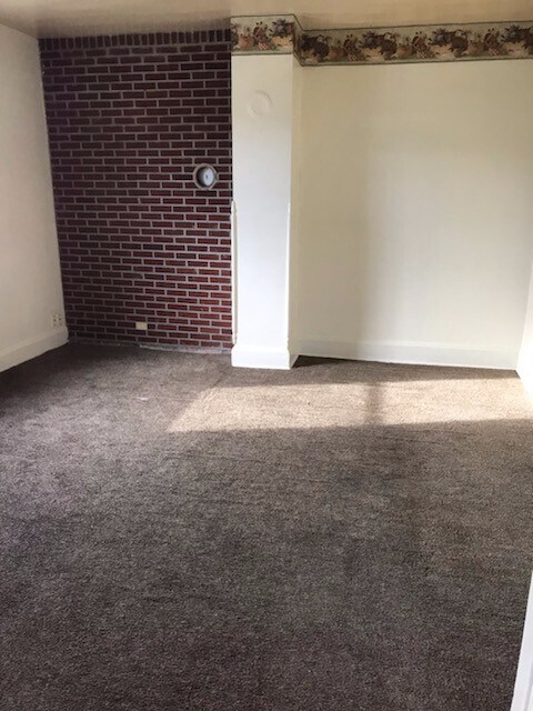 Primary Photo - 2 bedrooms 1 bath