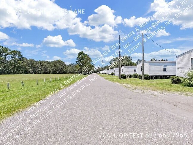 Building Photo - 6328 Eugene Acres Ln