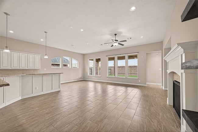 Building Photo - 5423 Mason Mountain Ln