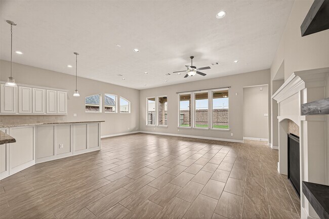 Foto del edificio - 5423 Mason Mountain Ln