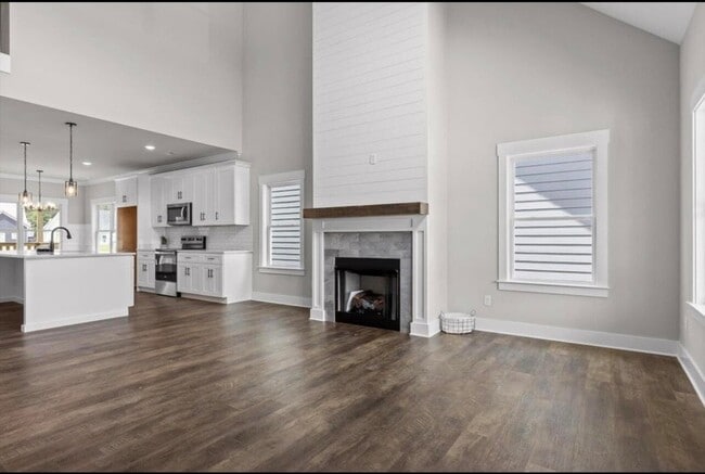 Photo - 538 Willow Grv Ct House