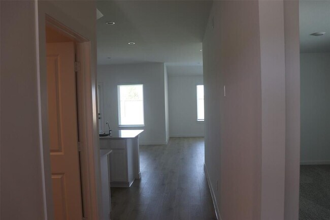 Building Photo - 3807 Wickley Park Way