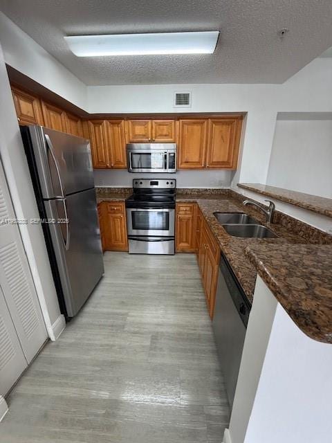 Foto del edificio - 12112 St.Andrews Pl