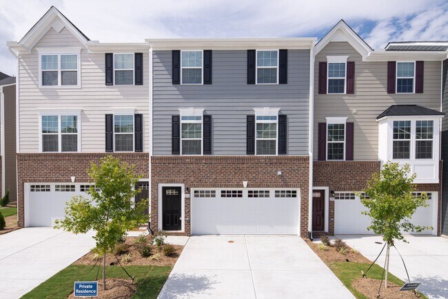 Townhome on the Chapel Hill/Durham line- A... - Townhome on the Chapel Hill/Durham line- A...
