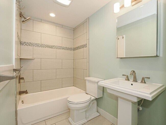 Foto del edificio - American Fork 6 bedroom, 3 bathroom home