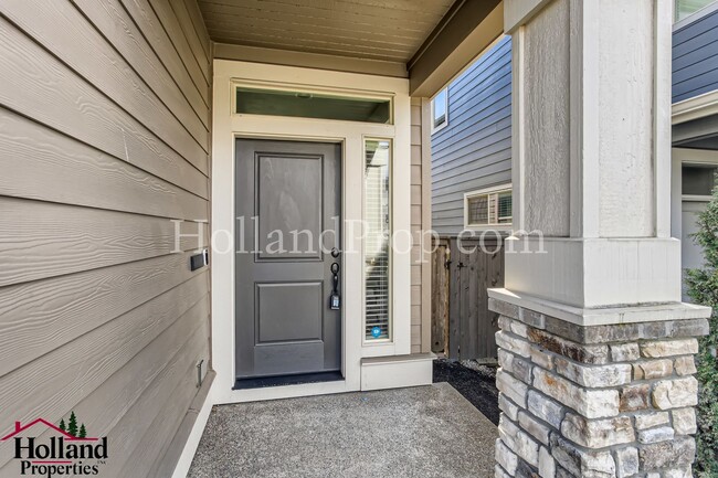 Building Photo - Beautiful 3-Bedroom Single-Family Home – S...