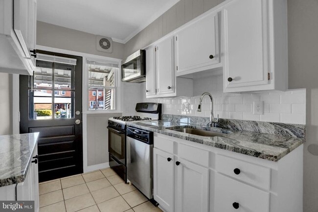 Foto del edificio - 2857 Plainfield Rd