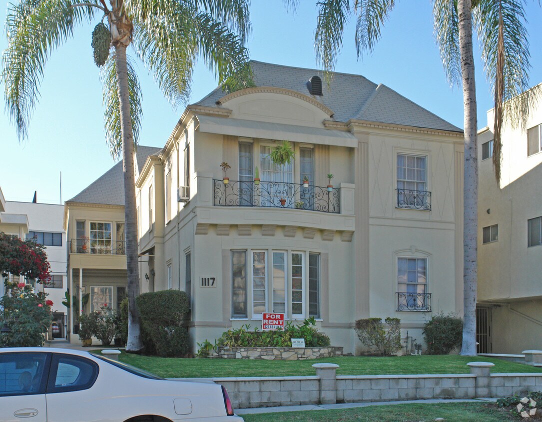 1117 S Wooster St, Los Angeles, CA 90035 Apartments in Los Angeles