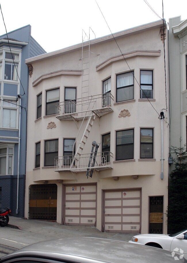 Foto del edificio - 1465 Washington St