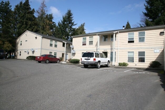 Building Photo - Multi-Family