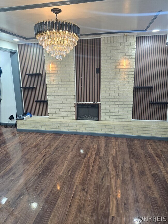 Foto del edificio - 111 Woodell Ave