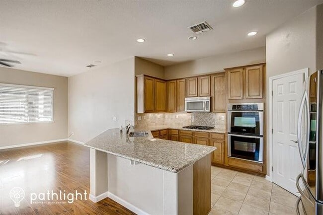 Building Photo - 4421 Coppola Cir, Elk Grove, CA, 95758