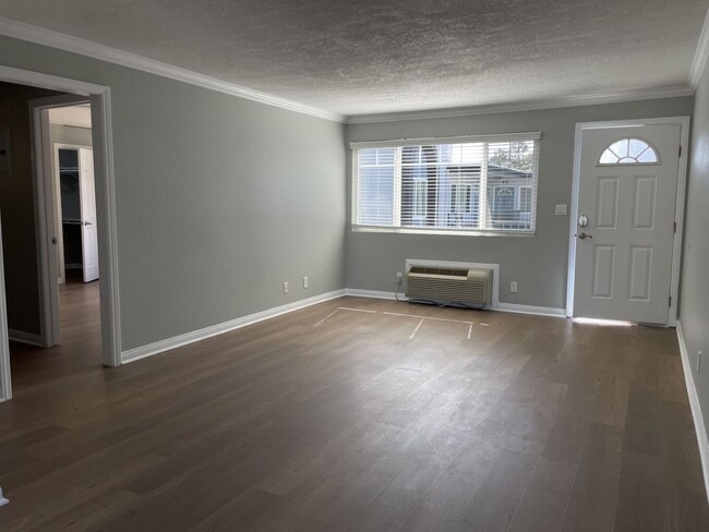 Interior Photo - Villa Serrano Apartment Homes