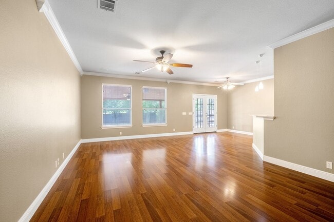 Building Photo - 3 Bedroom, 2 Bath home in West Round Rock