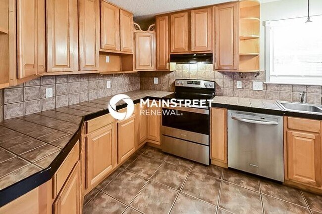 Foto del edificio - 3 Bedroom Pet-Friendly Home in Bartlett, TN with Main Street Renewal
