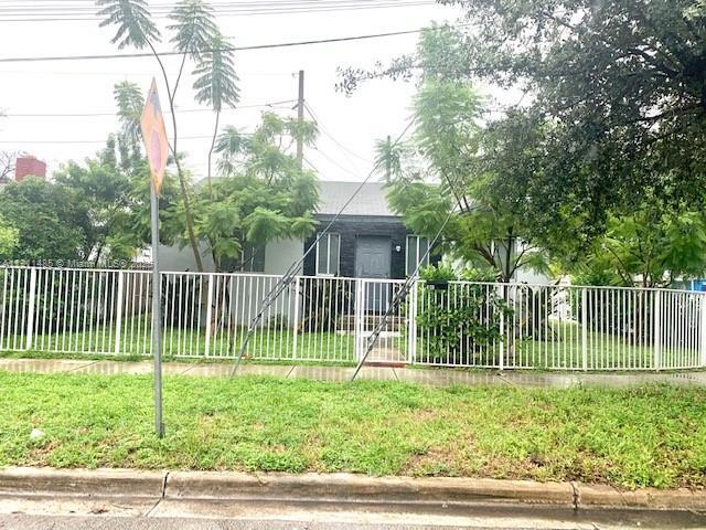 Foto del edificio - 4126 NW 3rd Ave