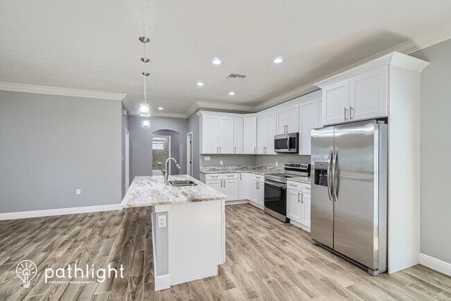 Foto del edificio - 1409 E Laura Street, Plant City, FL, 33563