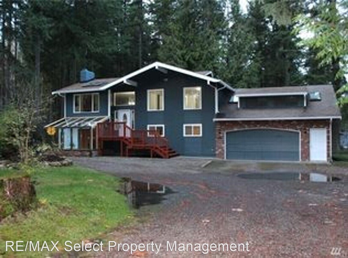 Primary Photo - 3 br, 2 bath House - 18411 S Tapps Dr E
