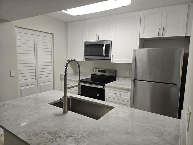 Foto del edificio - 1233 SW 46th Ave