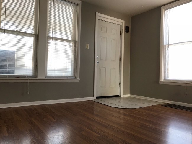 Foto del edificio - 510 Poplar St